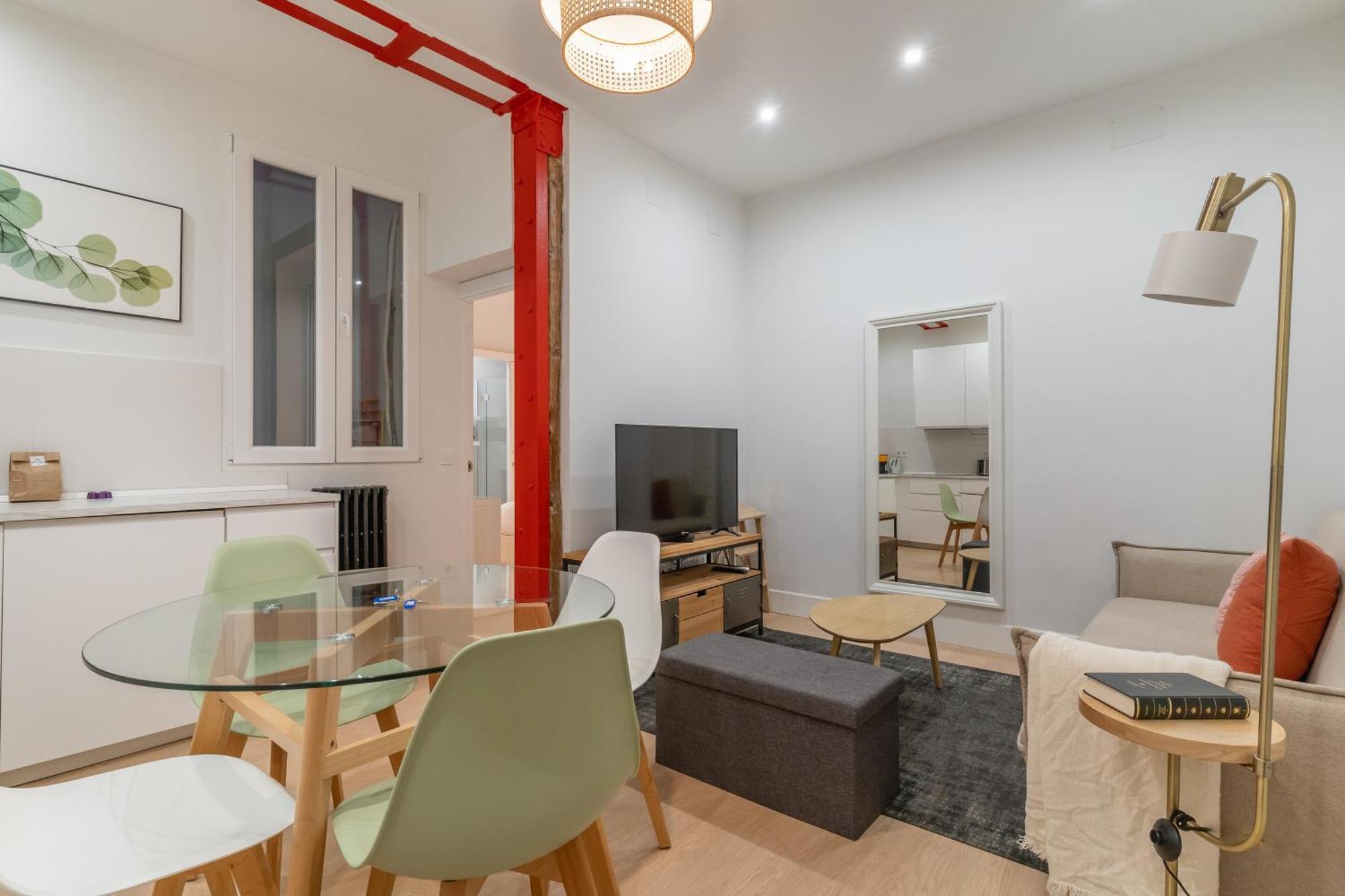 Cozy And Central-1Bd 1Bth- Cortes Apartment Madrid Bagian luar foto