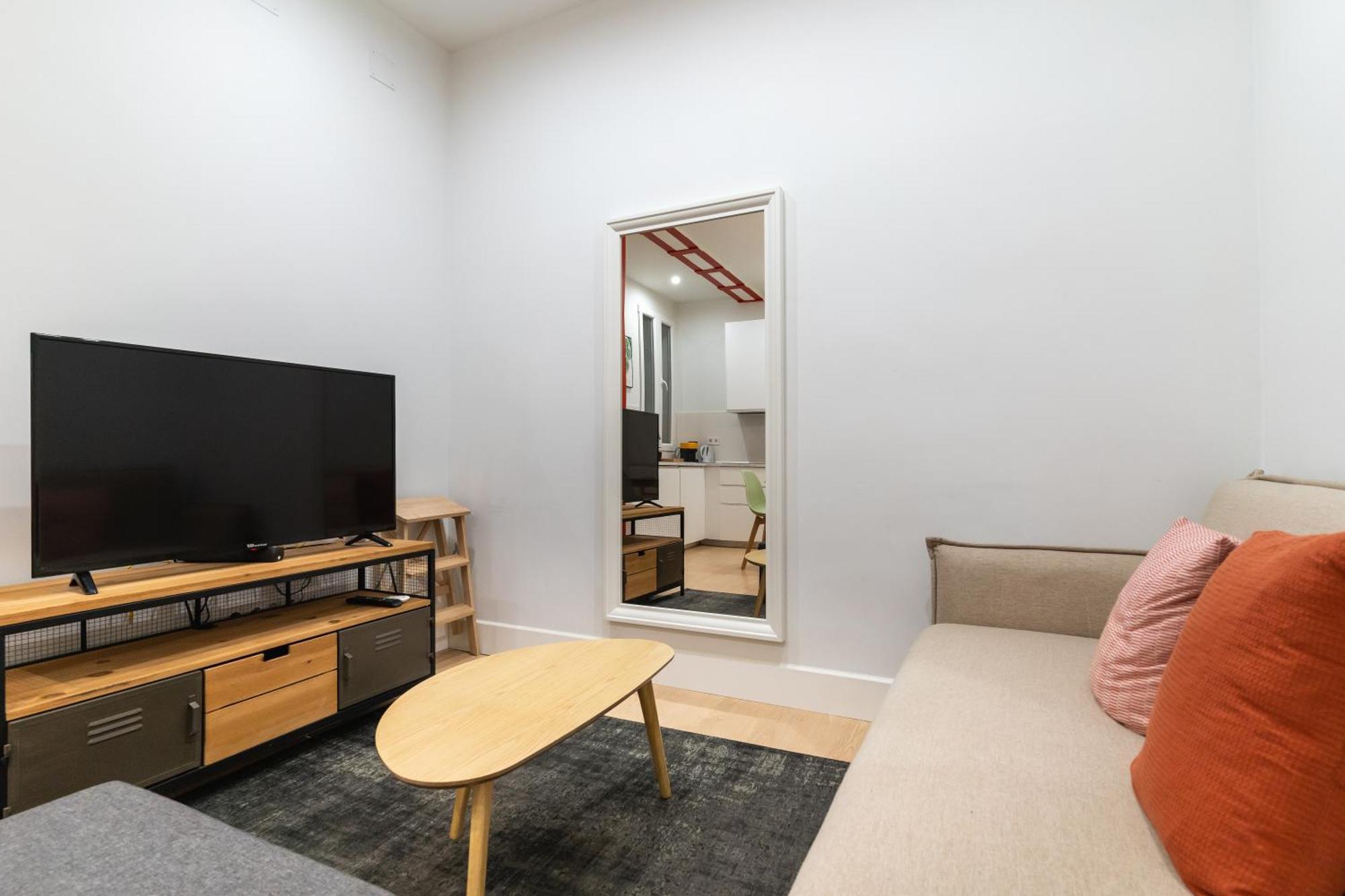 Cozy And Central-1Bd 1Bth- Cortes Apartment Madrid Bagian luar foto