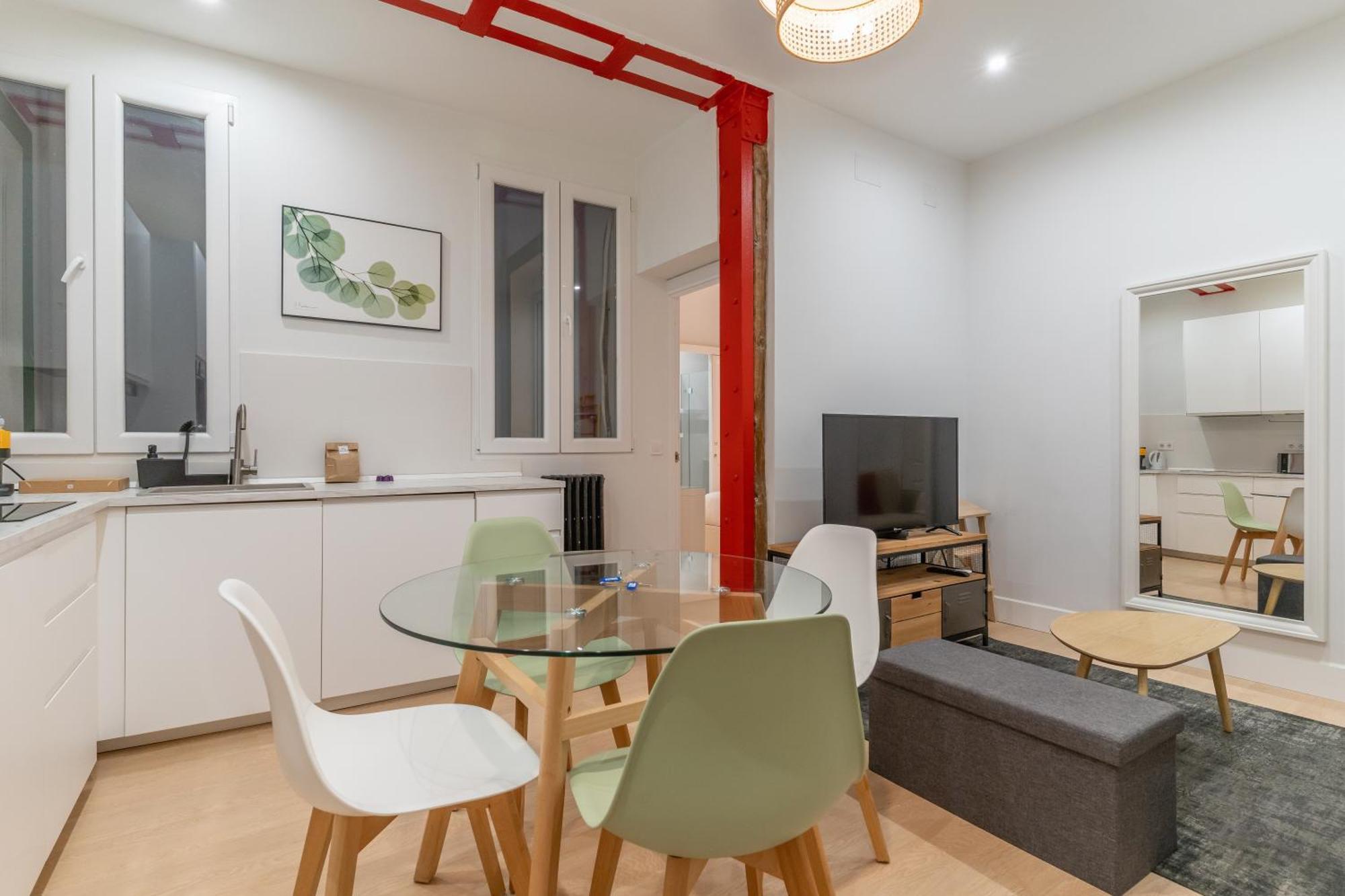 Cozy And Central-1Bd 1Bth- Cortes Apartment Madrid Bagian luar foto